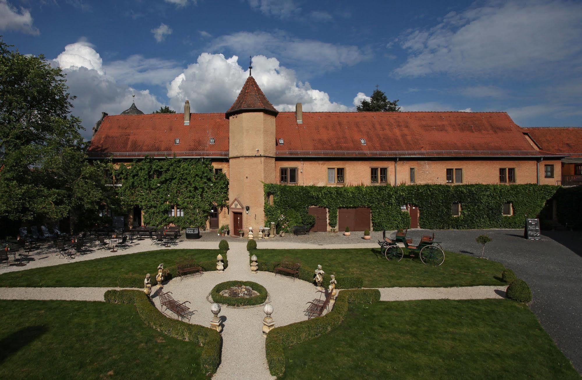 Worners Schloss Weingut & Wellness-Hotel Prichsenstadt Exterior foto